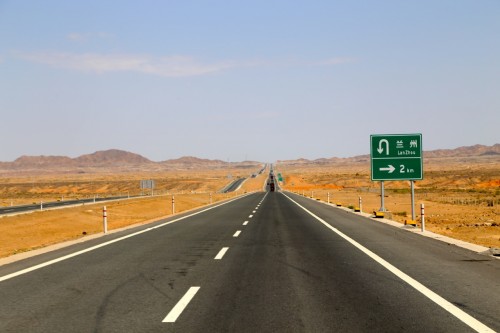sur la route (désert de Gobi)